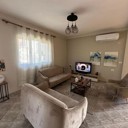 City Center Apartment Tiranë Luaran gambar