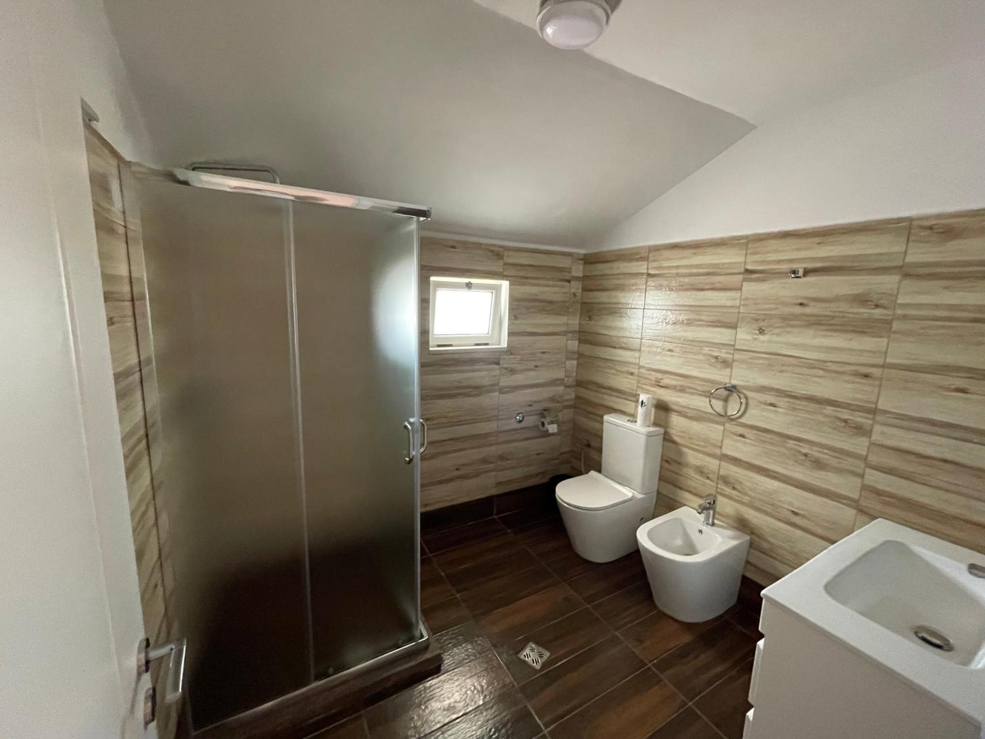 City Center Apartment Tiranë Luaran gambar